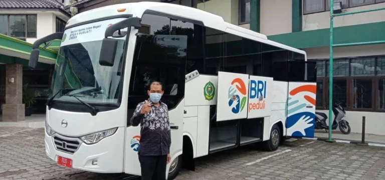 Bus Campus Menjadi Solusi Mode Transportasi Publik Demi Membatasi Kendaraan Pribadi